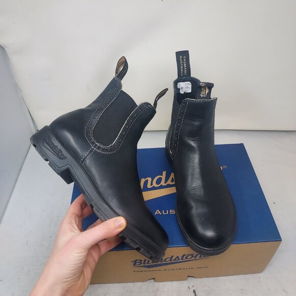 Blundstone WOMENS Chelsea Black Tall Boot - Picture 1 of 10